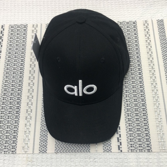 NWT ALO Yoga Off-Duty Cap - Picture 2 of 6